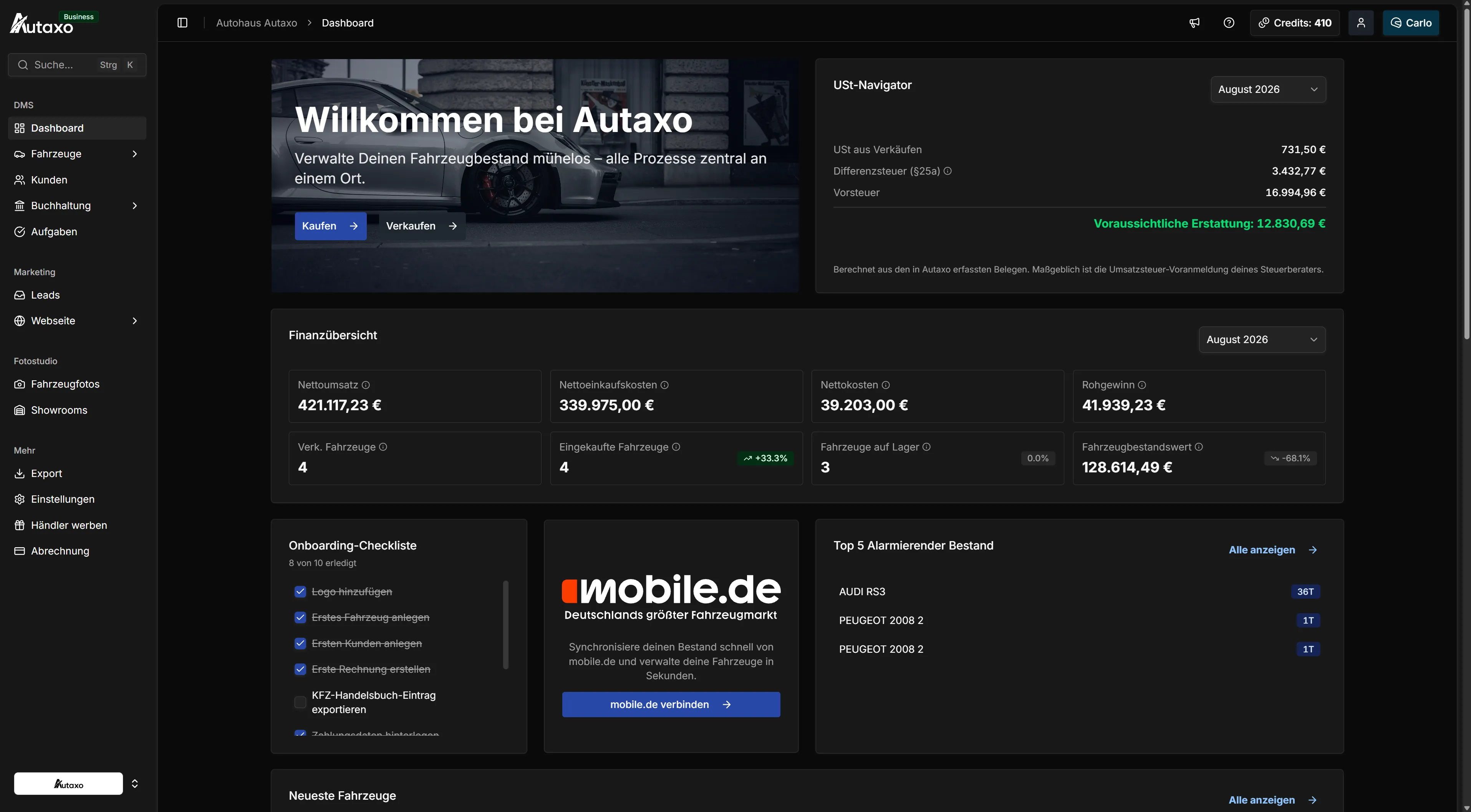 Autaxo Dashboard mit digitaler Fahrzeugakte und Statusübersicht